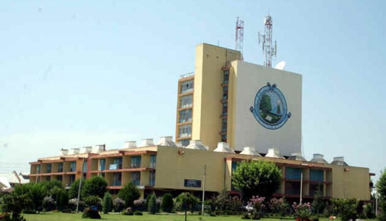 university-of-Kashmir