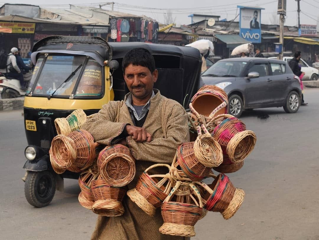 Traditional Kangri craft faces decline as modern heating gadgets take over in Kashmir